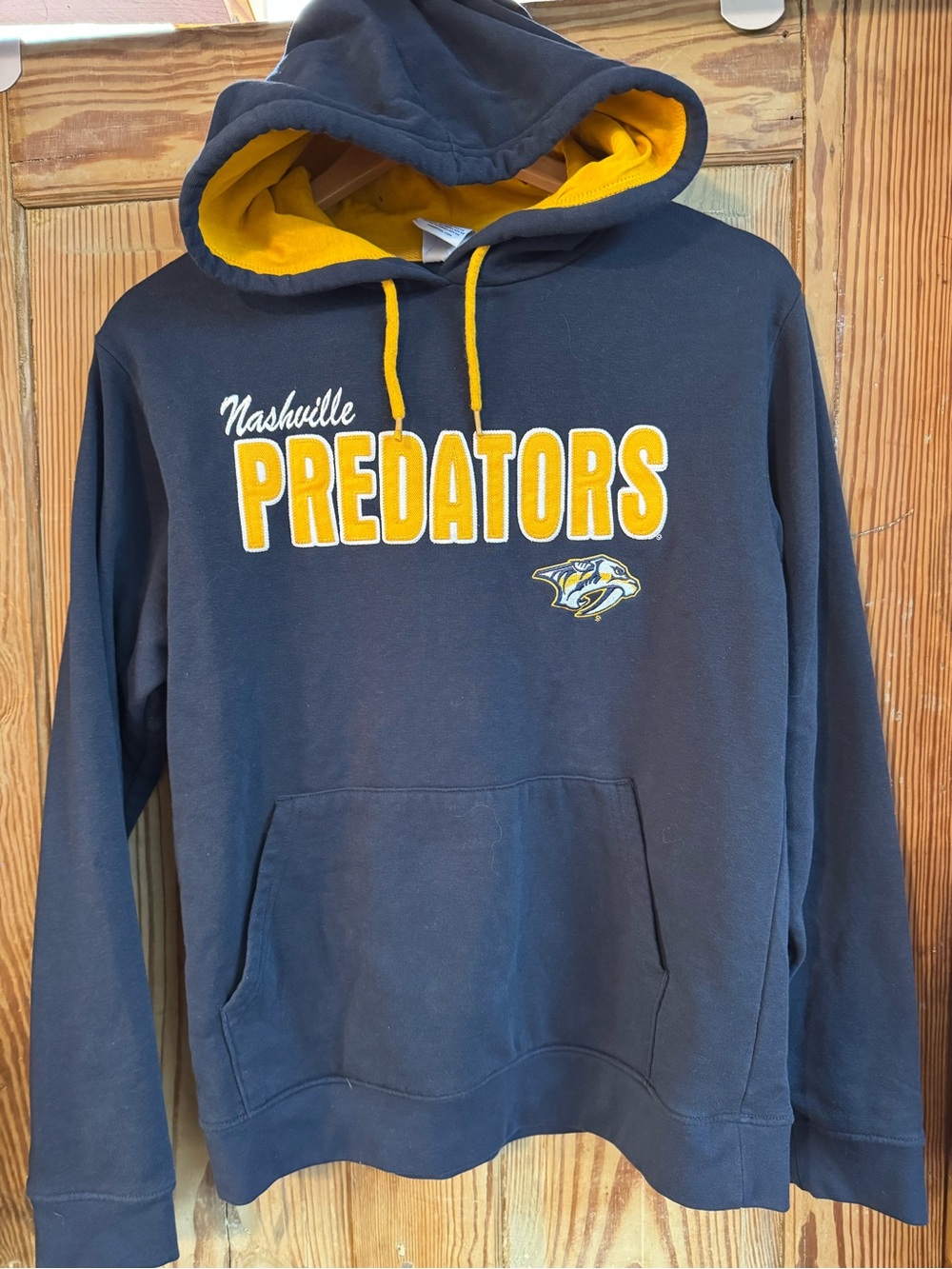 Nashville Predators Navy & Gold Pullover Hoodie champion large